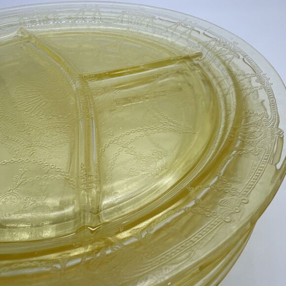 ANCHOR HOCKING CAMEO BALLERINA YELLOW 4PC 10.25”‎ GRILL PLATES 1930-34 EUC GORG! - Picture 11 of 11